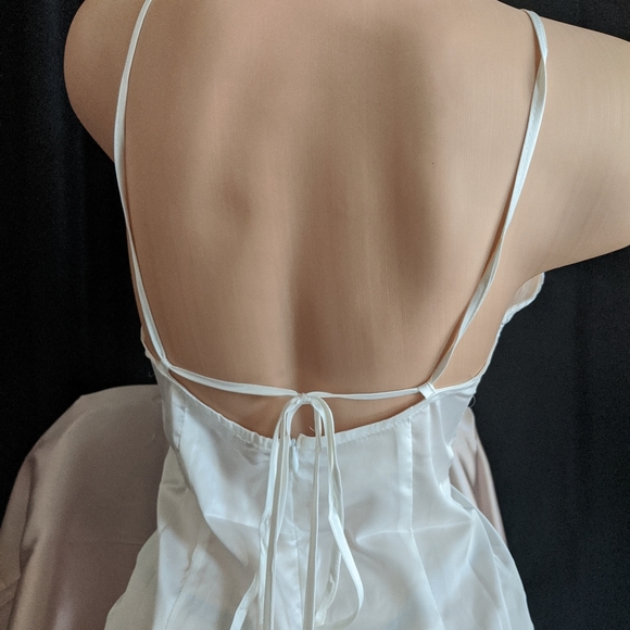 Sexy pearl white gown/slip - Picture 2 of 6